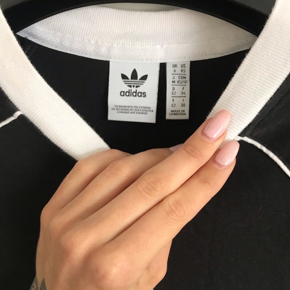 Adidas shirt - Picture 3 of 3